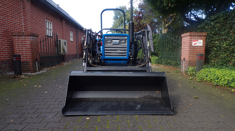 Iseki TU1700 met voorlader al vanaf €125 per maand.